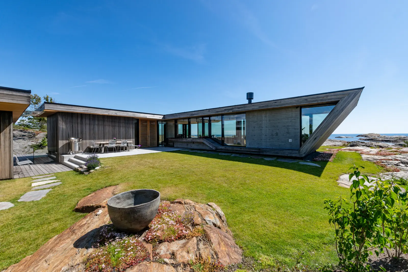Placebo, Risør, Norge — Reynaers CF 68 foldedører, CW 50 fasade og Slimline 38 vinduer (billede 4 af 8)